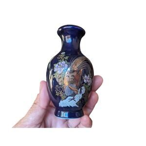 Beautiful Mini Vase Vintage